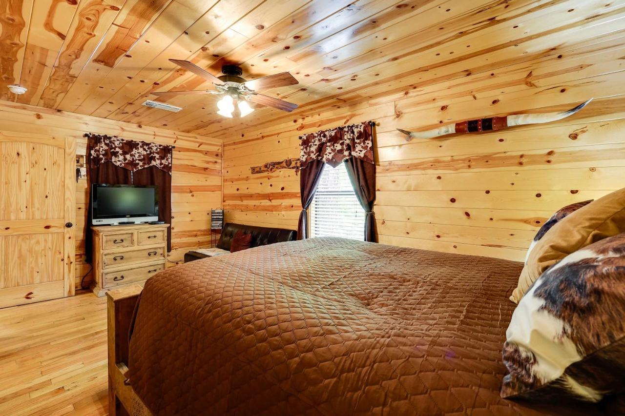 Broken Bow Rental Cabin With Hot Tub And Bar Luaran gambar