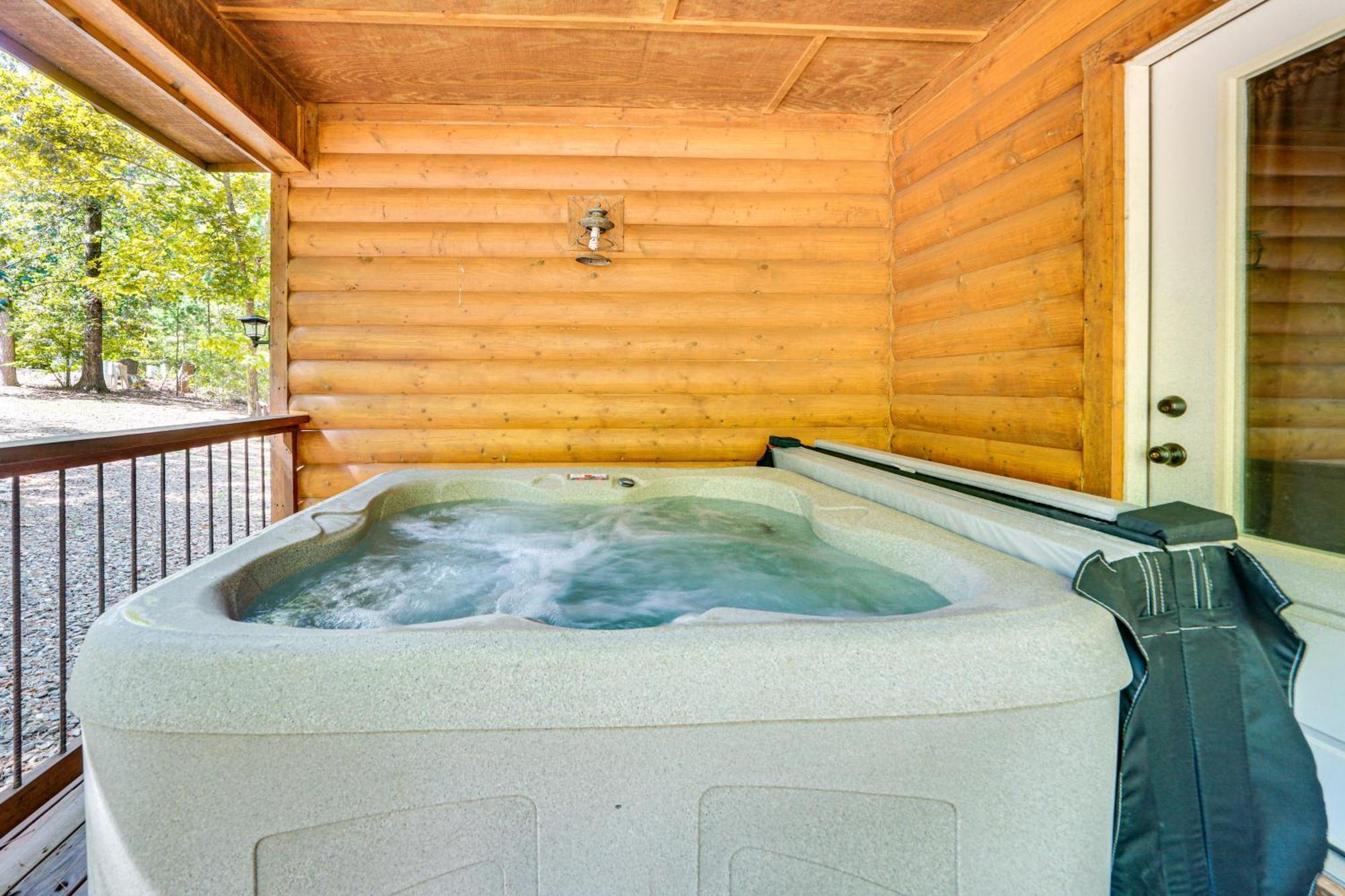 Broken Bow Rental Cabin With Hot Tub And Bar Luaran gambar