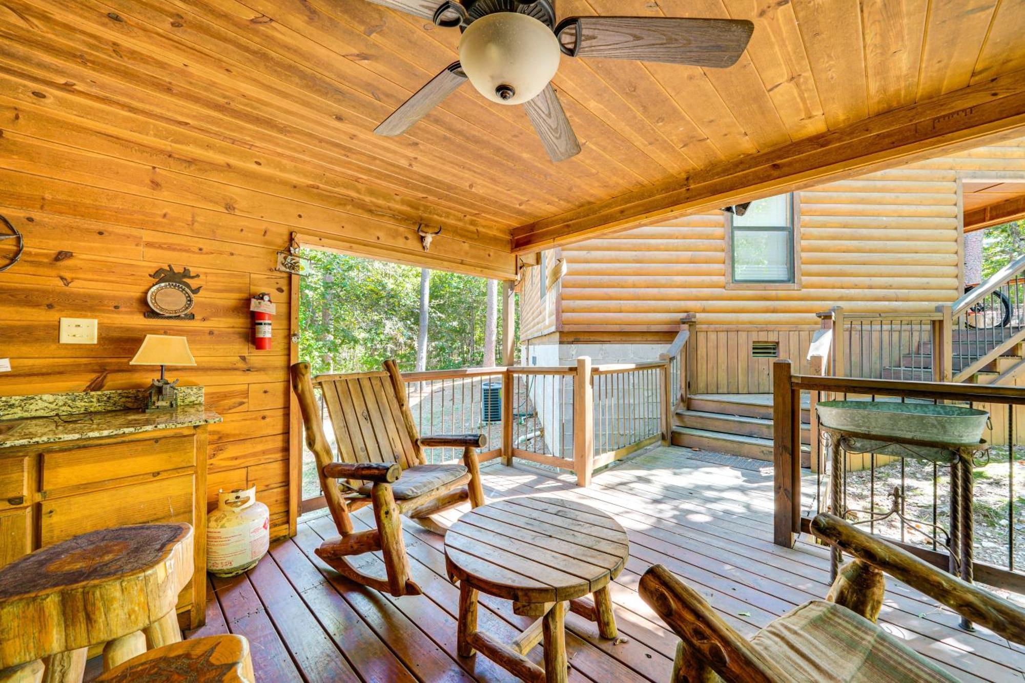 Broken Bow Rental Cabin With Hot Tub And Bar Luaran gambar